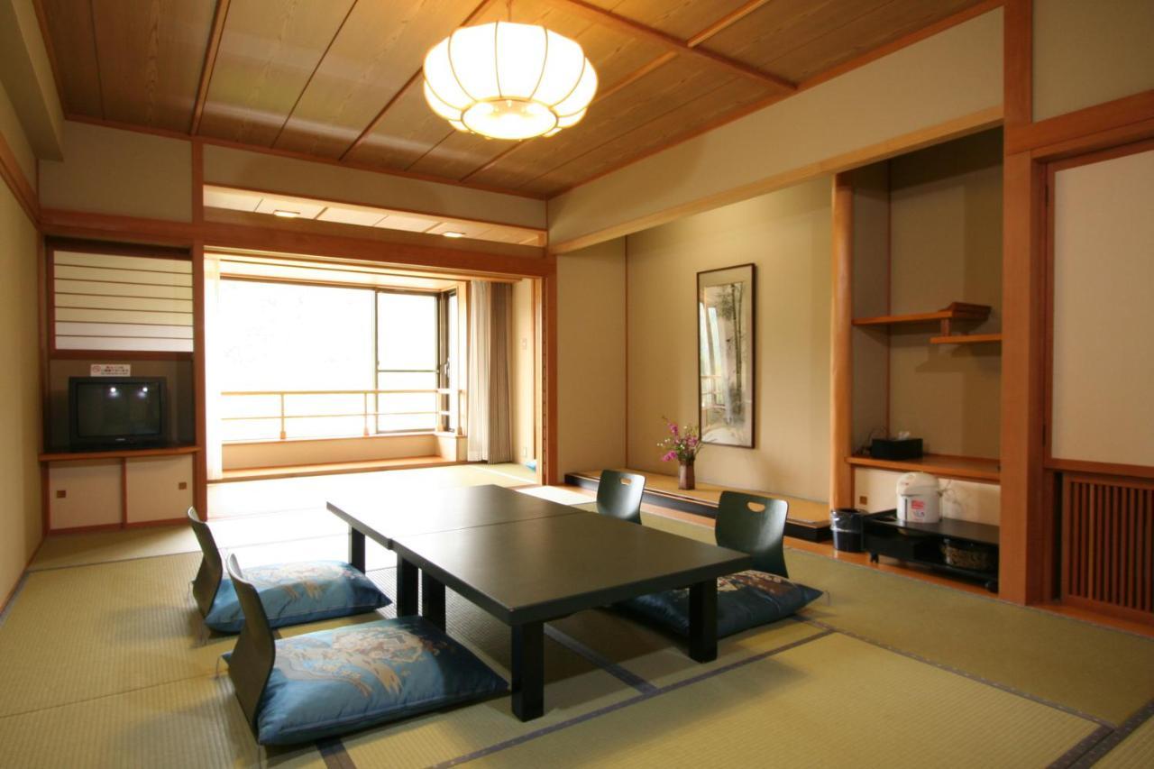 Tateyama Prince Hotel Омачи Екстериор снимка